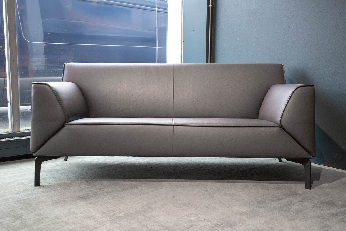 Sofa Pacific Pure JR-9700 von Jori für 4.250 € Sofa Pacific Pure JR-9700 von Jori für 4.250 €