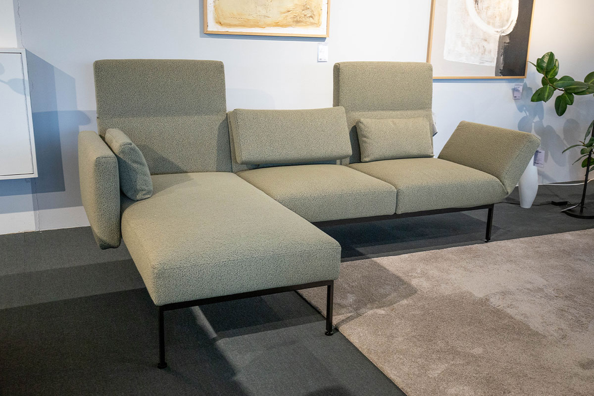 Sofa Roro Medium Spring von Brühl für 7.990 € Sofa Roro Medium Spring von Brühl für 7.990 €