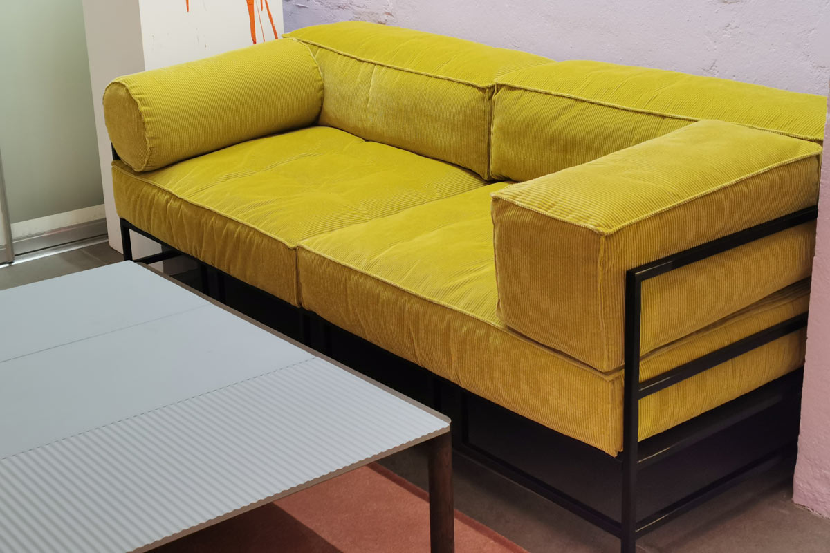 Ausstellungstück im Sale: Sofa Easy Pieces soft 3 von Brhl für 3.190 €