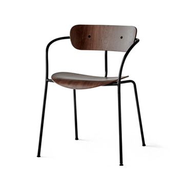 &Tradition Armlehnstuhl Pavilion AV4