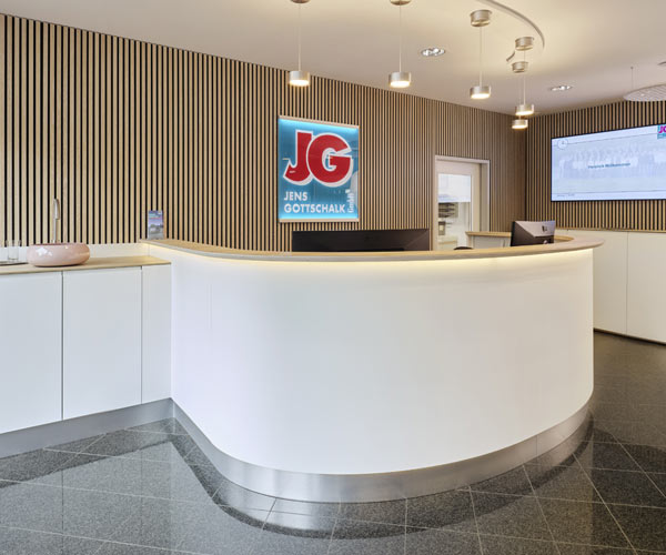 Empfangsbereich auf kleinem Raum: