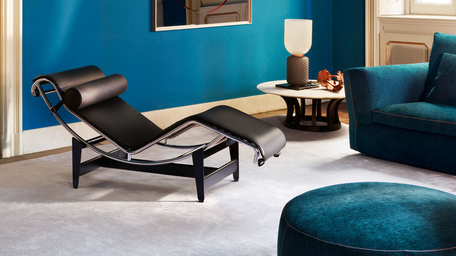 4 Chaise longue à réglage continu (LC4-Liege) von Cassina