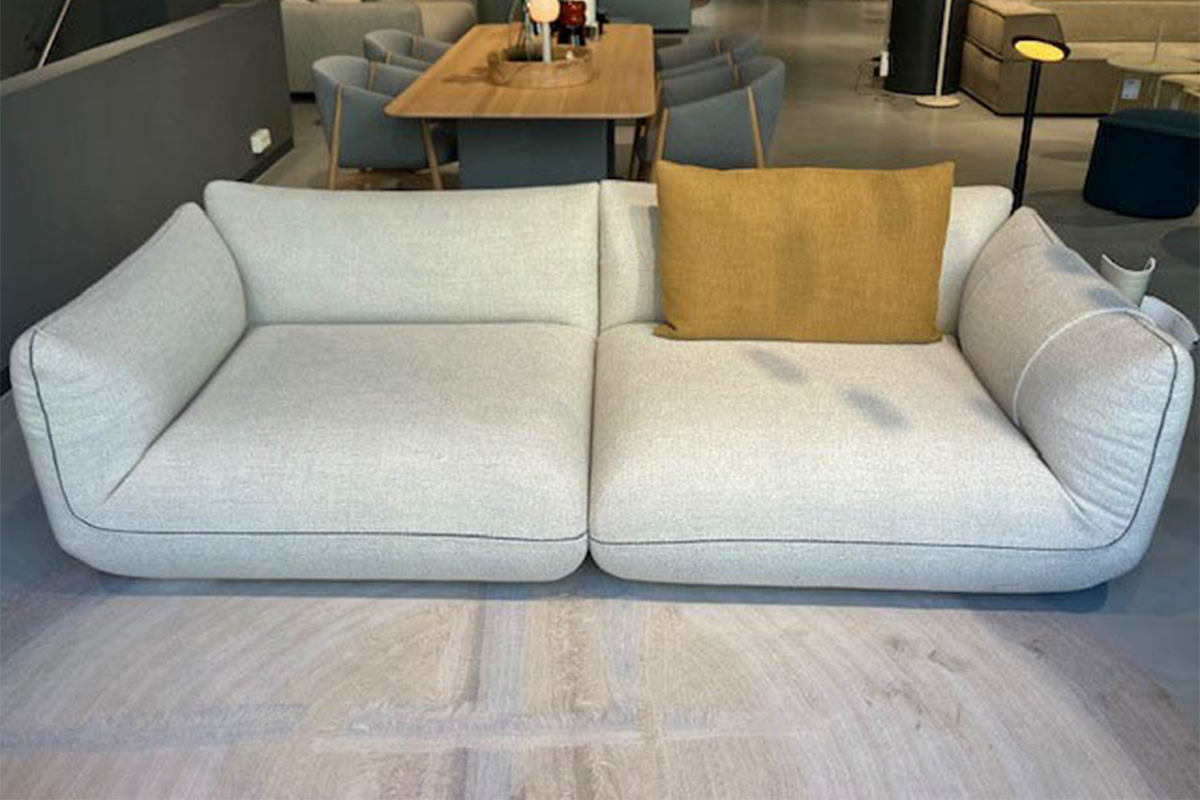 Sofa Jalis von COR für 4.830 € Sofa Jalis von COR für 4.830 €