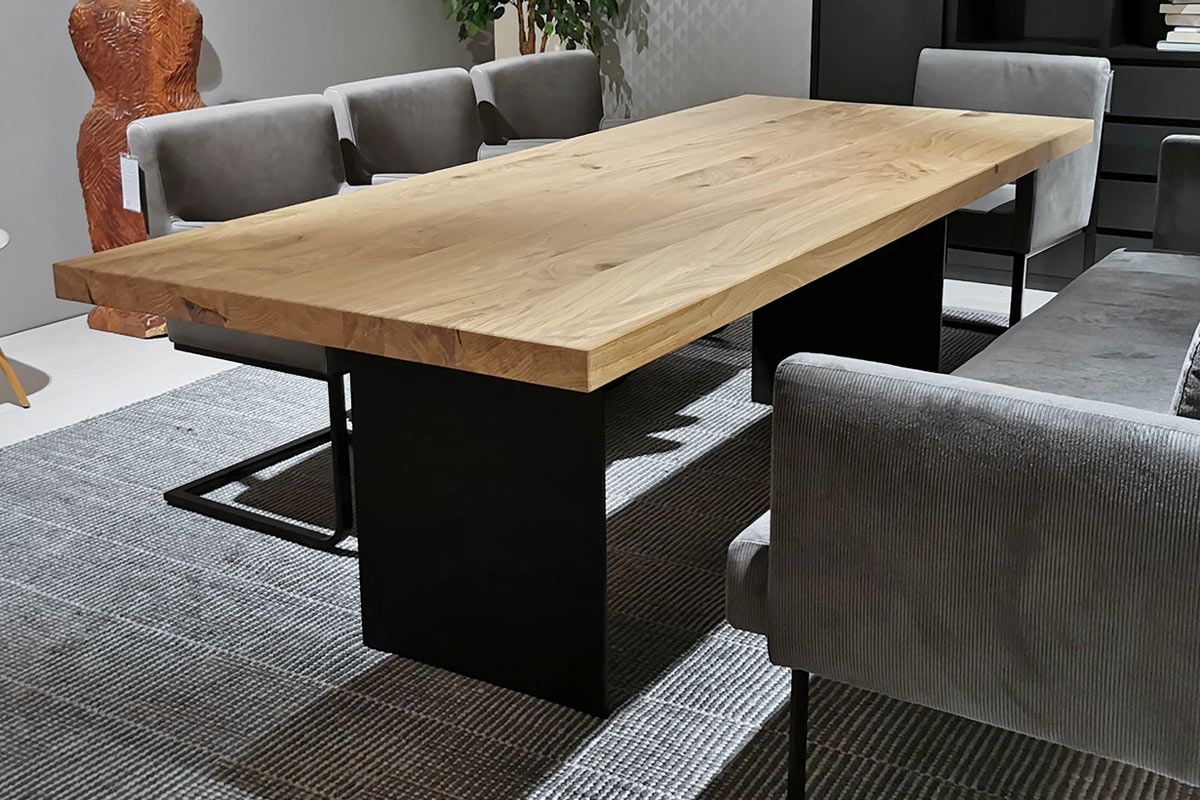 Esstisch Cramer Edition von Scholtissek für 6.690 € Esstisch Cramer Edition von Scholtissek für 6.690 €