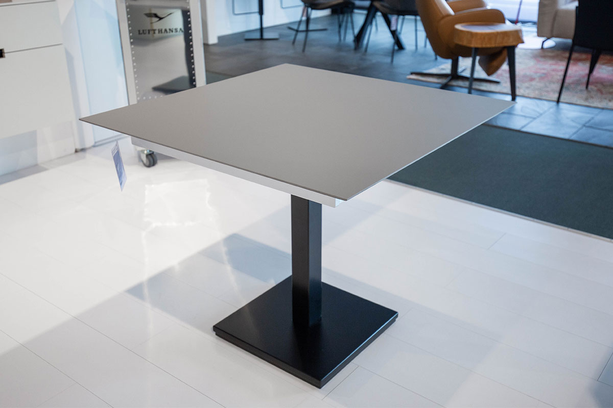 Esstisch Quota (ausziehbar) von Bacher für 3.320 € Esstisch Quota (ausziehbar) von Bacher für 3.320 €