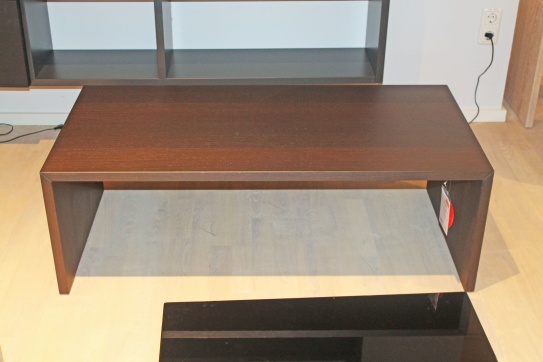 Couchtisch Arcum von Cramer Holzmanufaktur im Sale