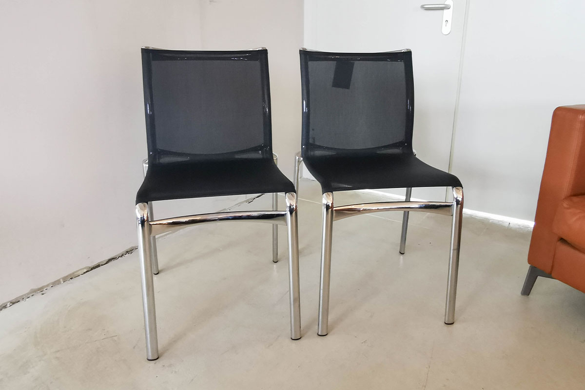 Stuhl Bigframe 2er Gruppe von Alias für 780 € Stuhl Bigframe 2er Gruppe von Alias für 780 €