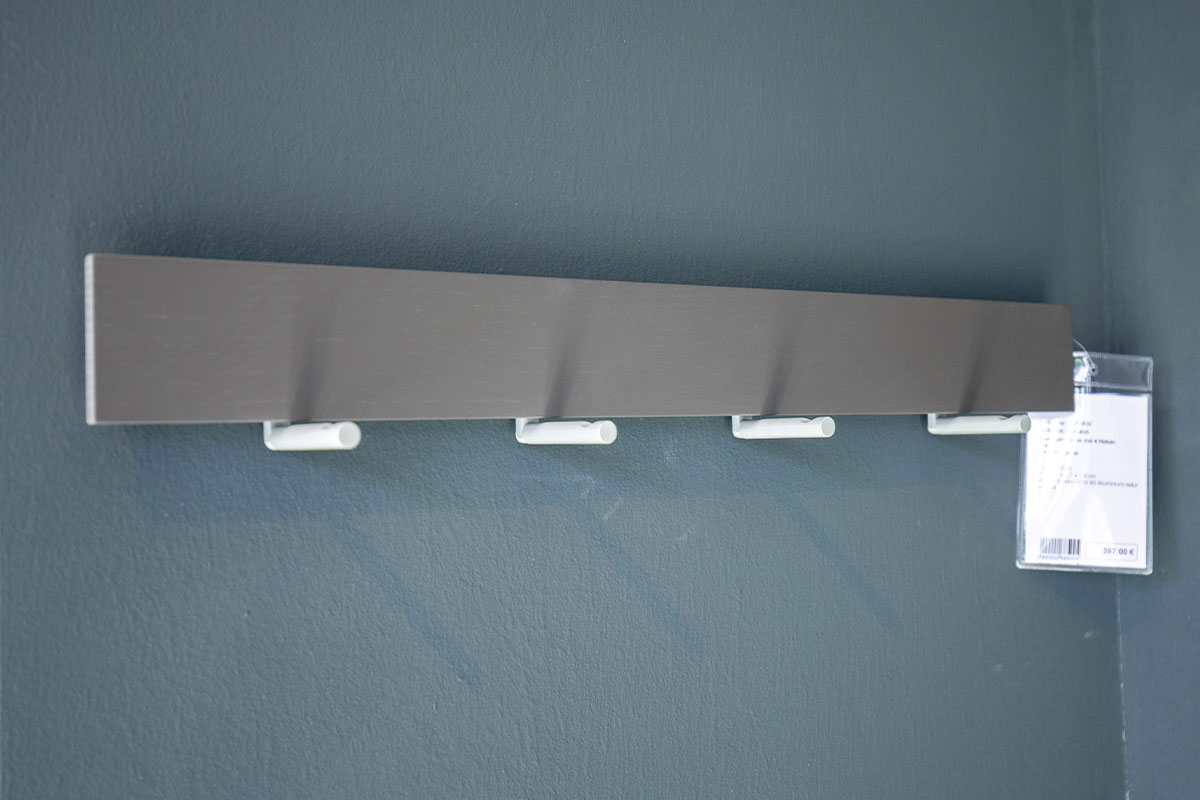 Wandgarderobe Trace von Schönbuch im Sale