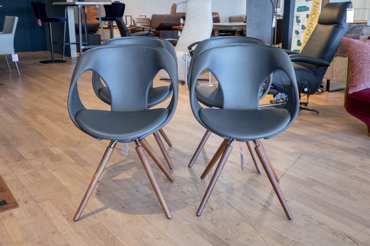 Stuhlgruppe Up von Tonon