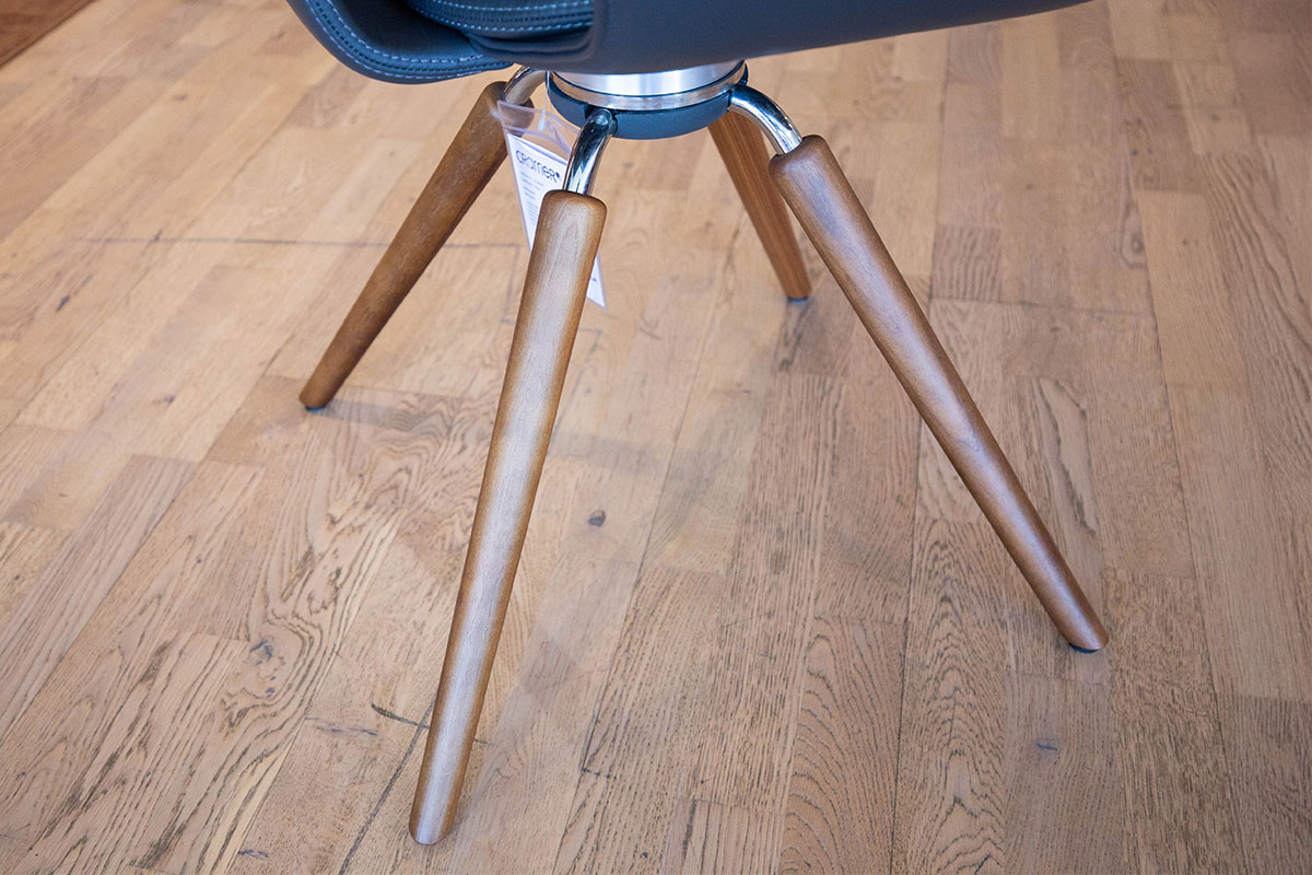 Stuhlgruppe Up von Tonon