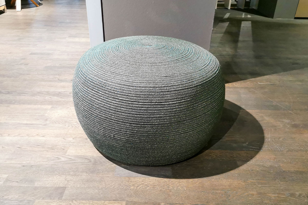 Outdoor-Hocker Circle dark green von Cane-line für 490 € Outdoor-Hocker Circle dark green von Cane-line für 490 €
