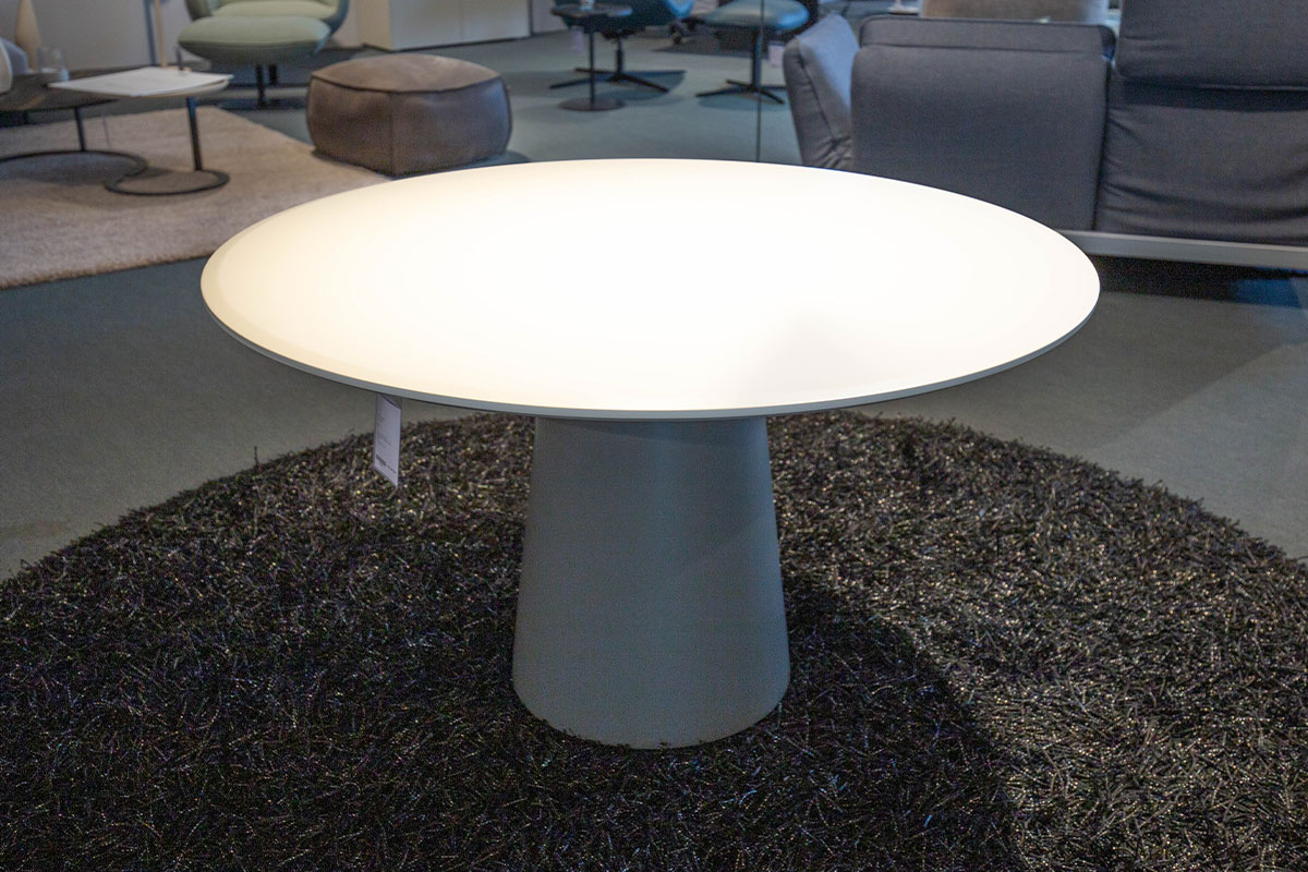 Esstisch Conic von COR im Sale