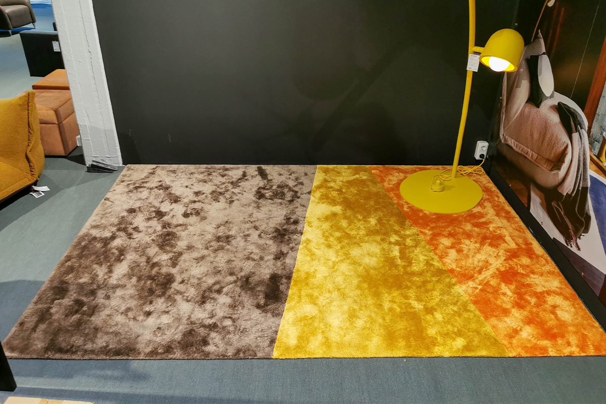 Teppich Clash von Kymo für 1.290 € Teppich Clash von Kymo für 1.290 €