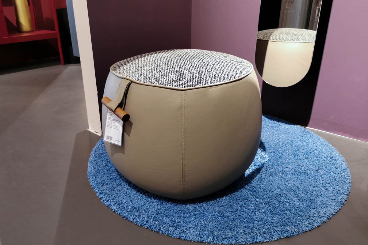 Hocker Lagom von Porada für 1.190 € Hocker Lagom von Porada für 1.190 €