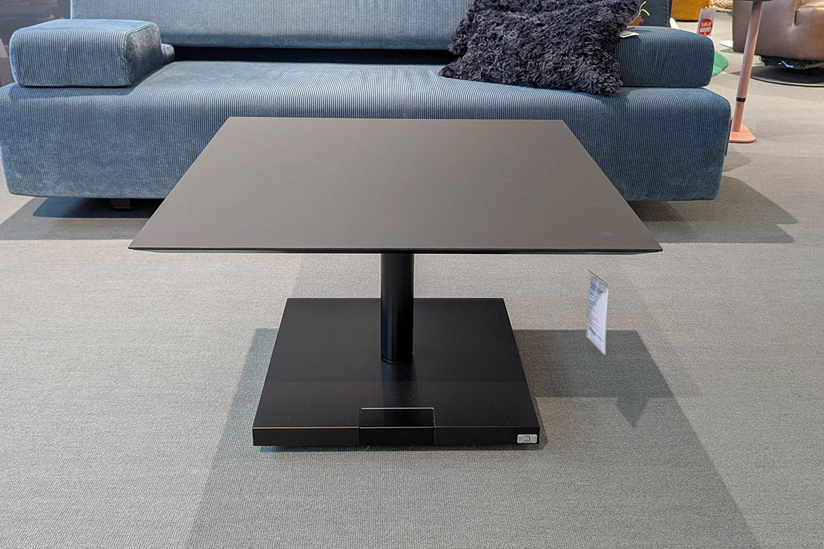 Couchtisch Alto schwarz von Bacher im Sale