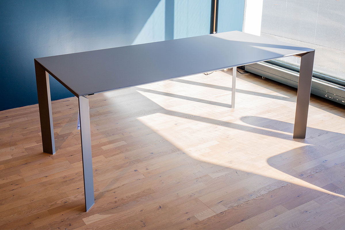 Esstisch Nori (ausziehbar) von Kristalia im Sale