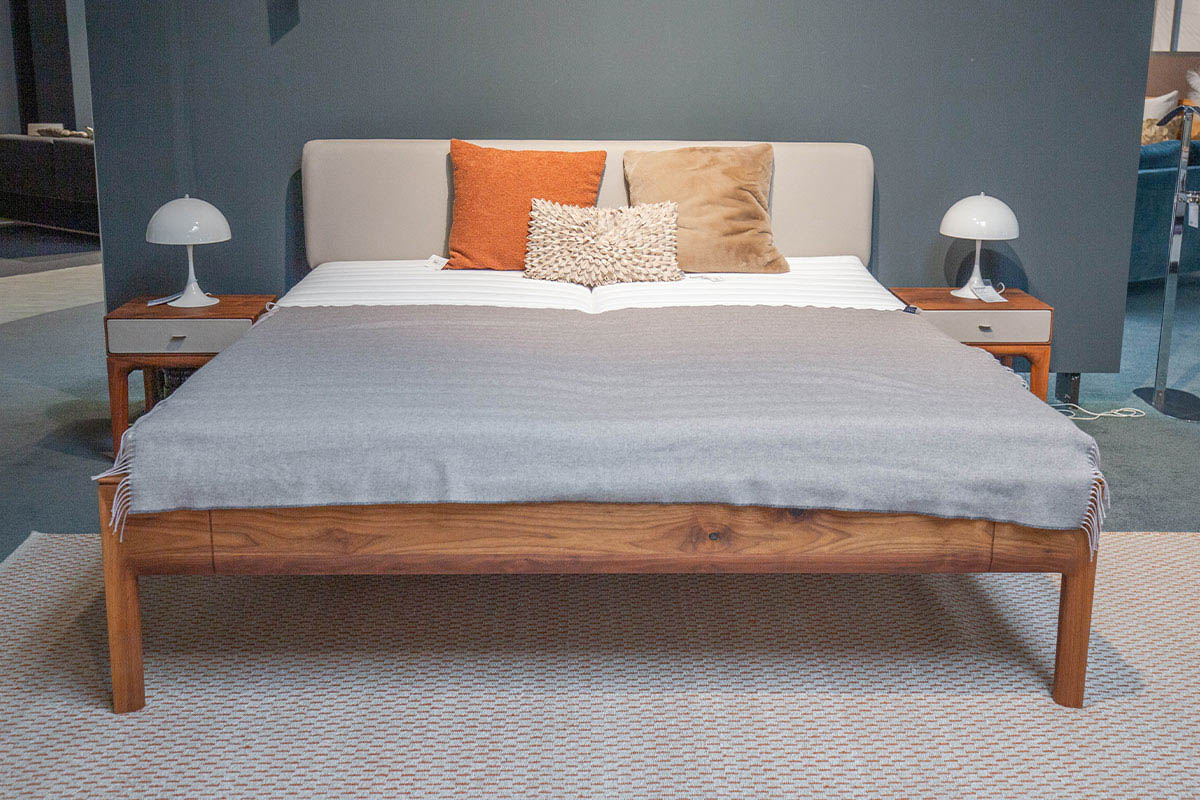Bett Fira von Scholtissek für 3.900 € Bett Fira von Scholtissek für 3.900 €