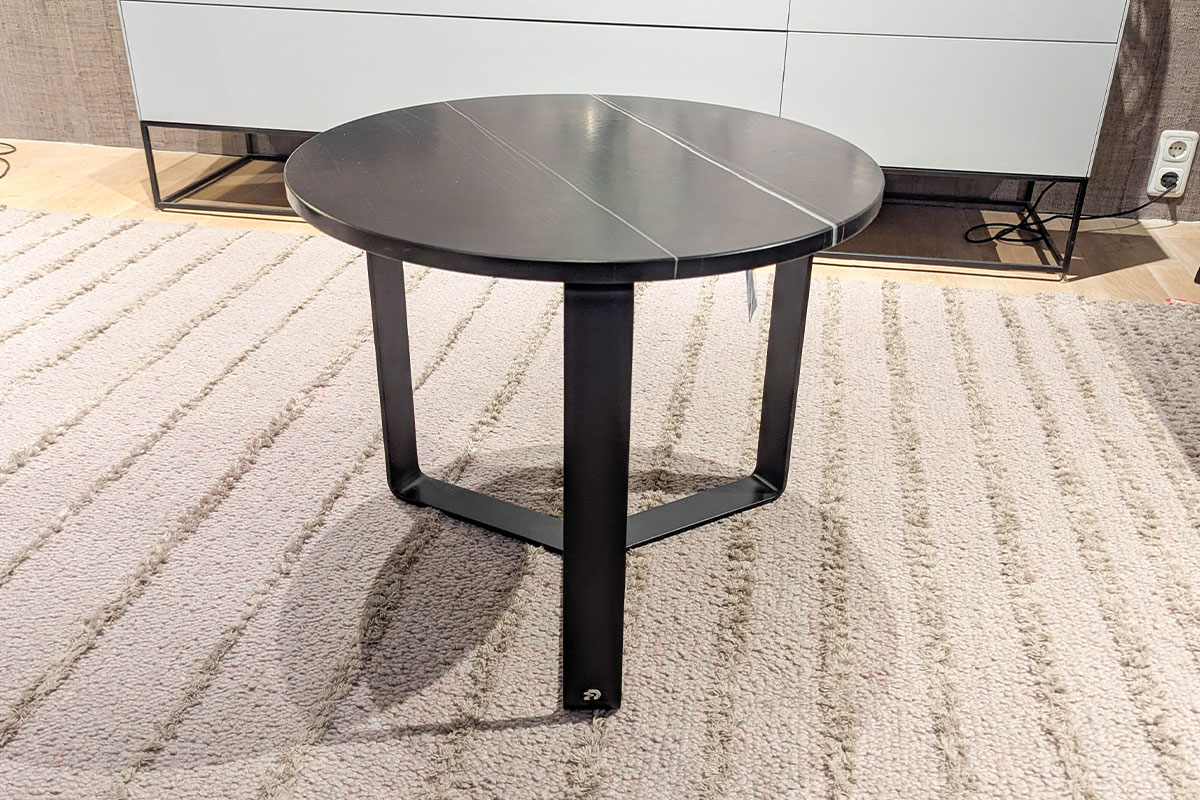 Couchtisch Primus von Draenert für 1.990 € Couchtisch Primus von Draenert für 1.990 €
