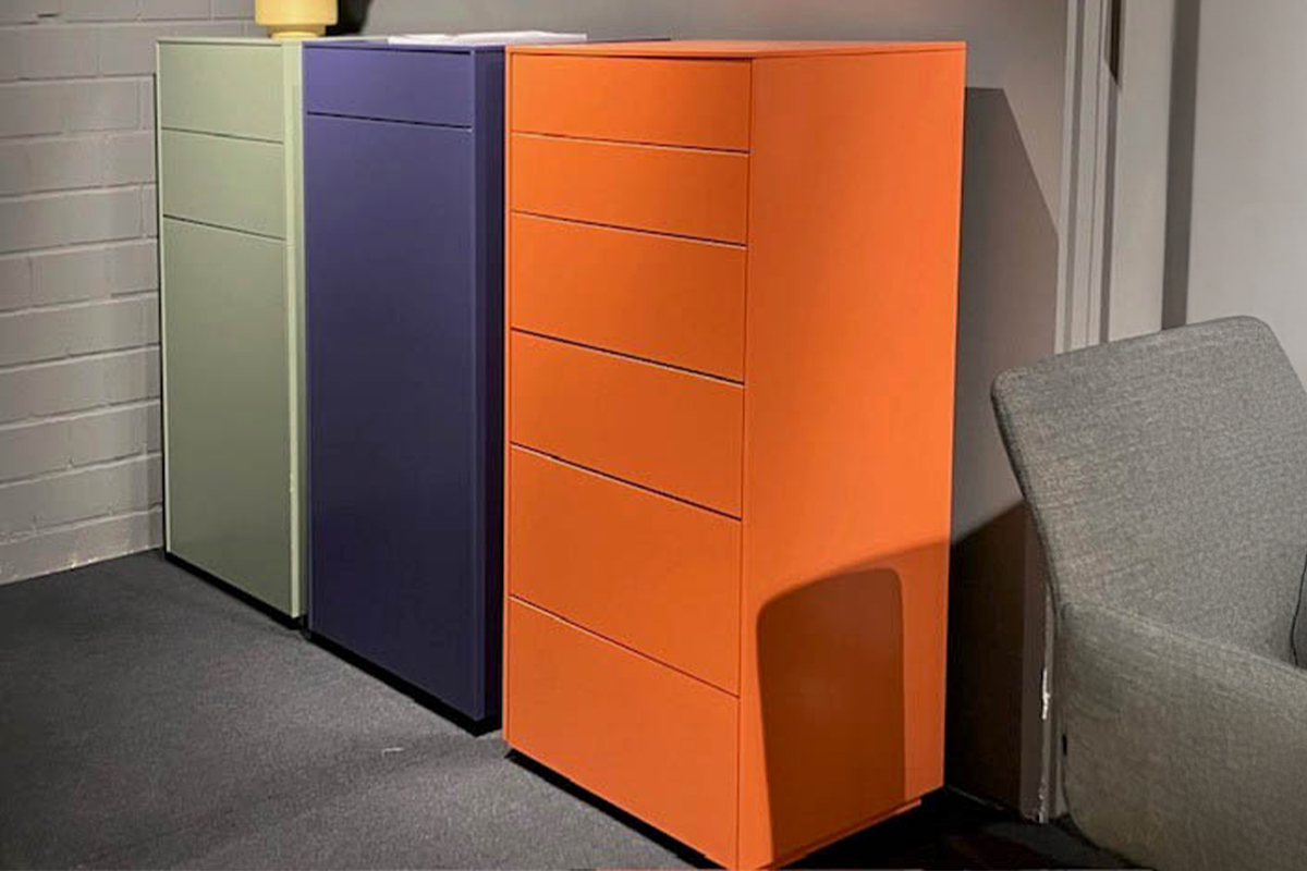 Kommode Velare orange von Cramer Holzmanufaktur im Sale