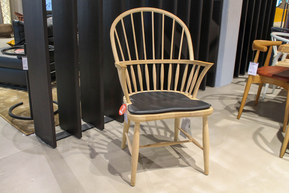 Sessel FH38 Windsor Chair von Carl Hansen für 1.670 € Sessel FH38 Windsor Chair von Carl Hansen für 1.670 €