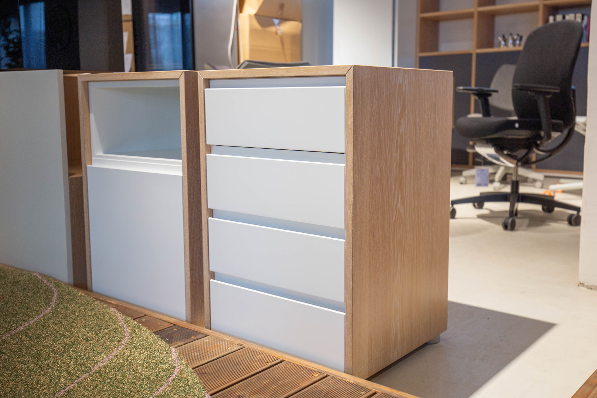 Sideboard Velare mit Schubkästen von Cramer Holzmanufaktur im Sale