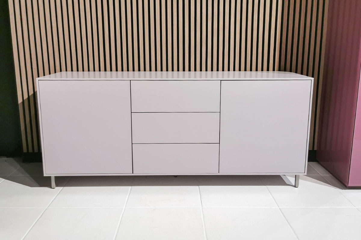 Sideboard Velare von Cramer Holzmanufaktur für 2.890 € Sideboard Velare von Cramer Holzmanufaktur für 2.890 €