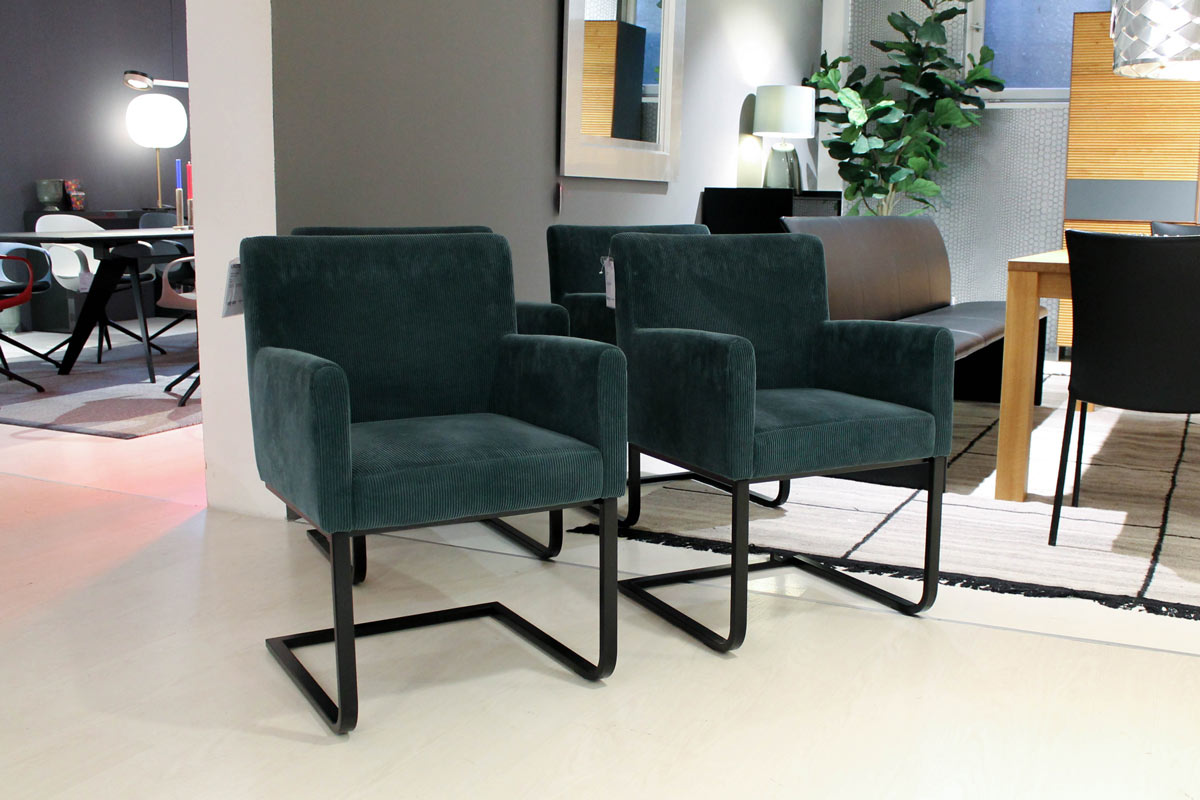 Stuhl Kristin Cord 4er Gruppe von Cramer Polstermanufaktur im Sale