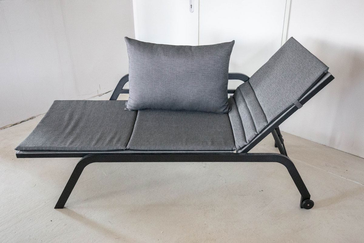 Outdoor-Liege Novi von Stern für 990 € Outdoor-Liege Novi von Stern für 990 €