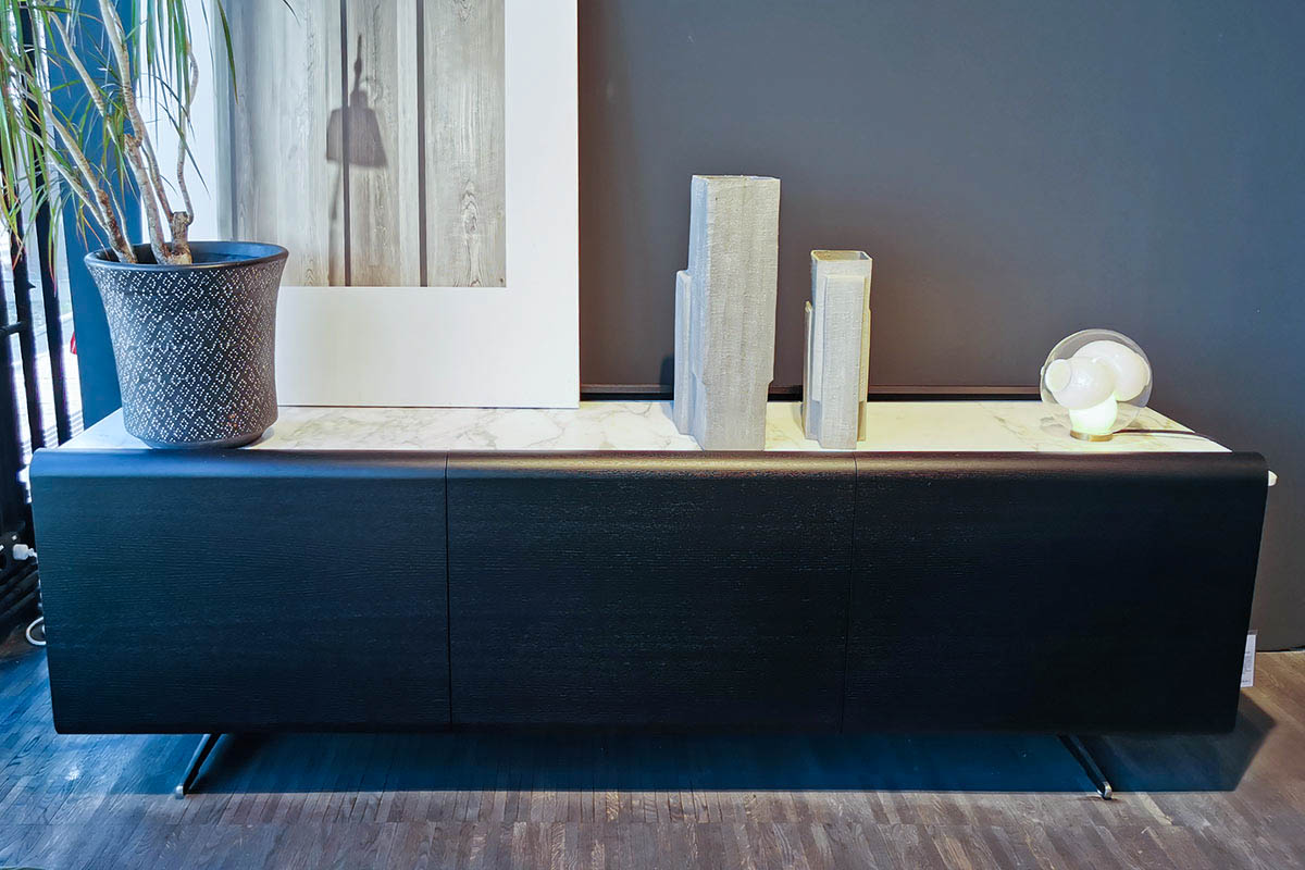 Kommode Earl von Flexform für 13.990 € Kommode Earl von Flexform für 13.990 €