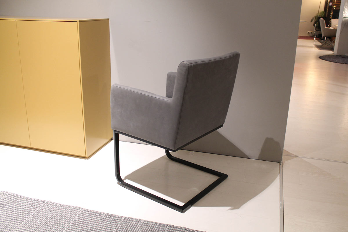 Stuhl Kristin grau 4er Gruppe von Cramer Polstermanufaktur