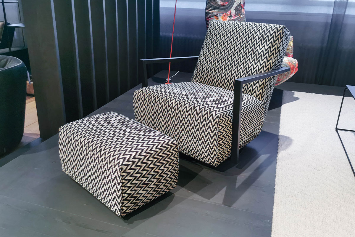 Sessel Twister inkl. Hocker von Bullfrog für 1.990 € Sessel Twister inkl. Hocker von Bullfrog für 1.990 €