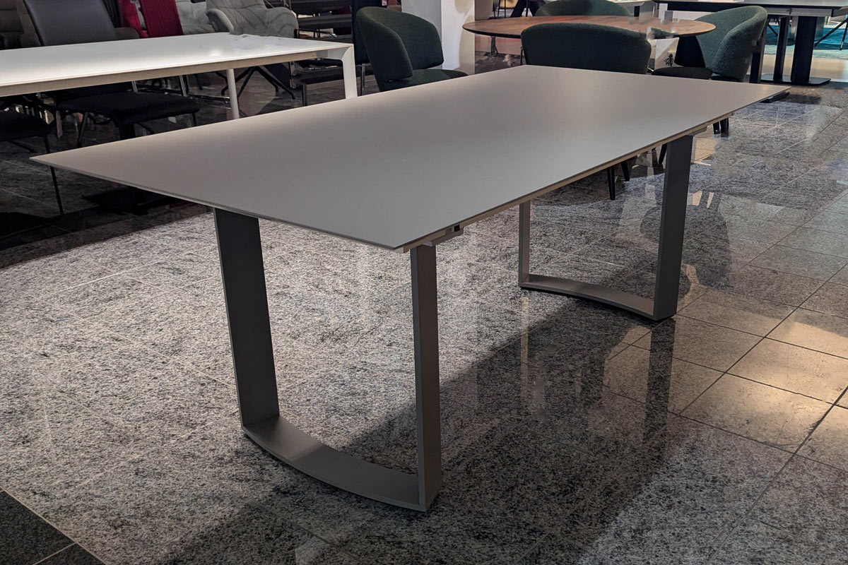Esstisch Mirado (ausziehbar) von Bacher für 4.590 € Esstisch Mirado (ausziehbar) von Bacher für 4.590 €