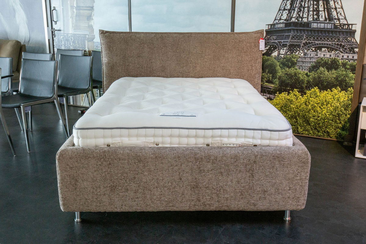 Bett Lounge inkl. Matratze von Cramer Polstermanufaktur für 4.995 € Bett Lounge inkl. Matratze von Cramer Polstermanufaktur für 4.995 €