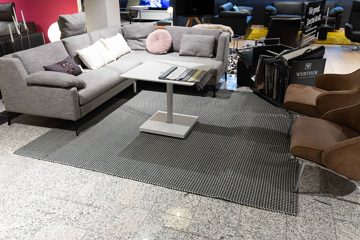 Ausstellungstück im Sale: Teppich Lattice von Kvadrat für 1.690 €