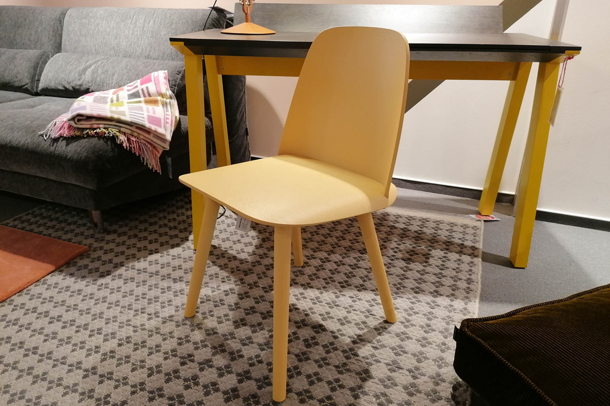 Ausstellungstück im Sale: Stuhl Nerd Chair von Muuto für 320 €