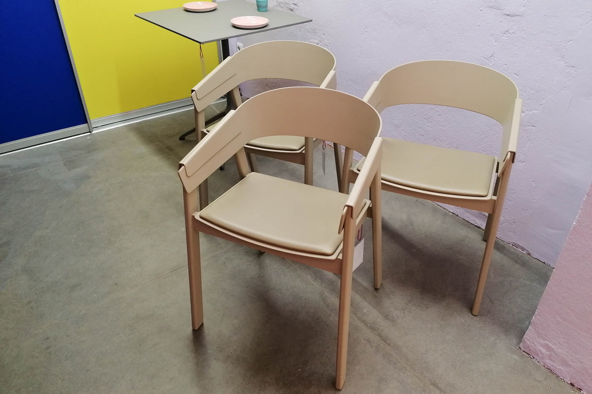 Ausstellungstück im Sale: Stuhlset Cover Armchair von Muuto für 1.490 €