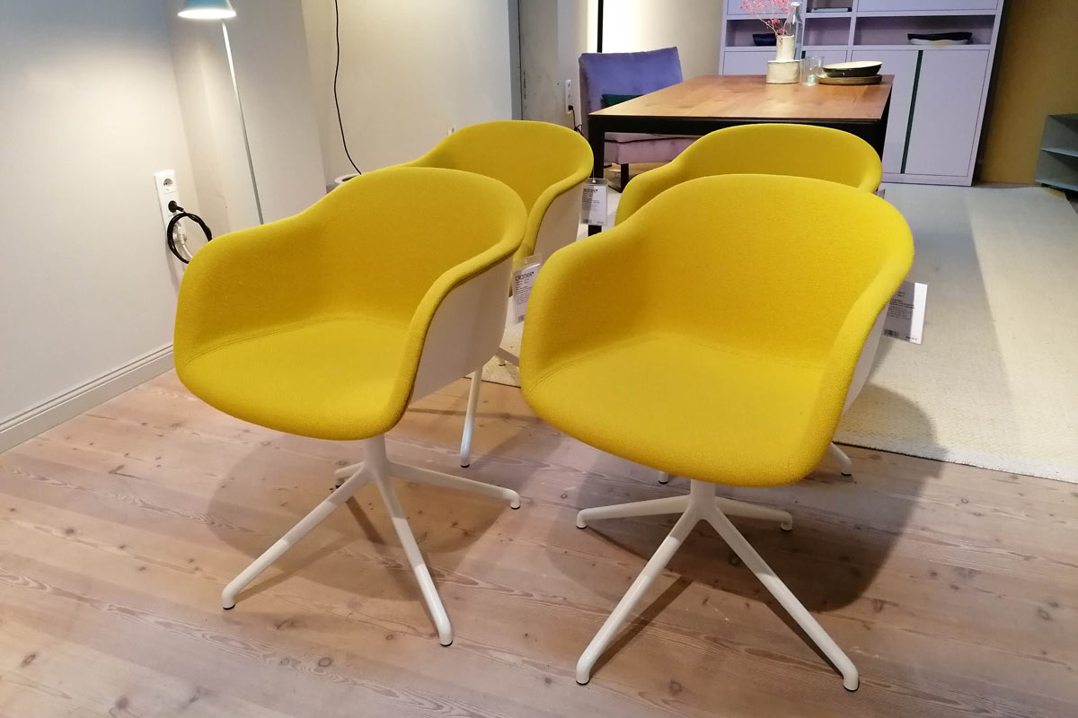 Ausstellungstück im Sale: Stuhlset Fiber Armchair, Swivel Base von Muuto für 2.760 €
